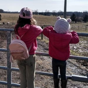 Meet your Posher, Esther